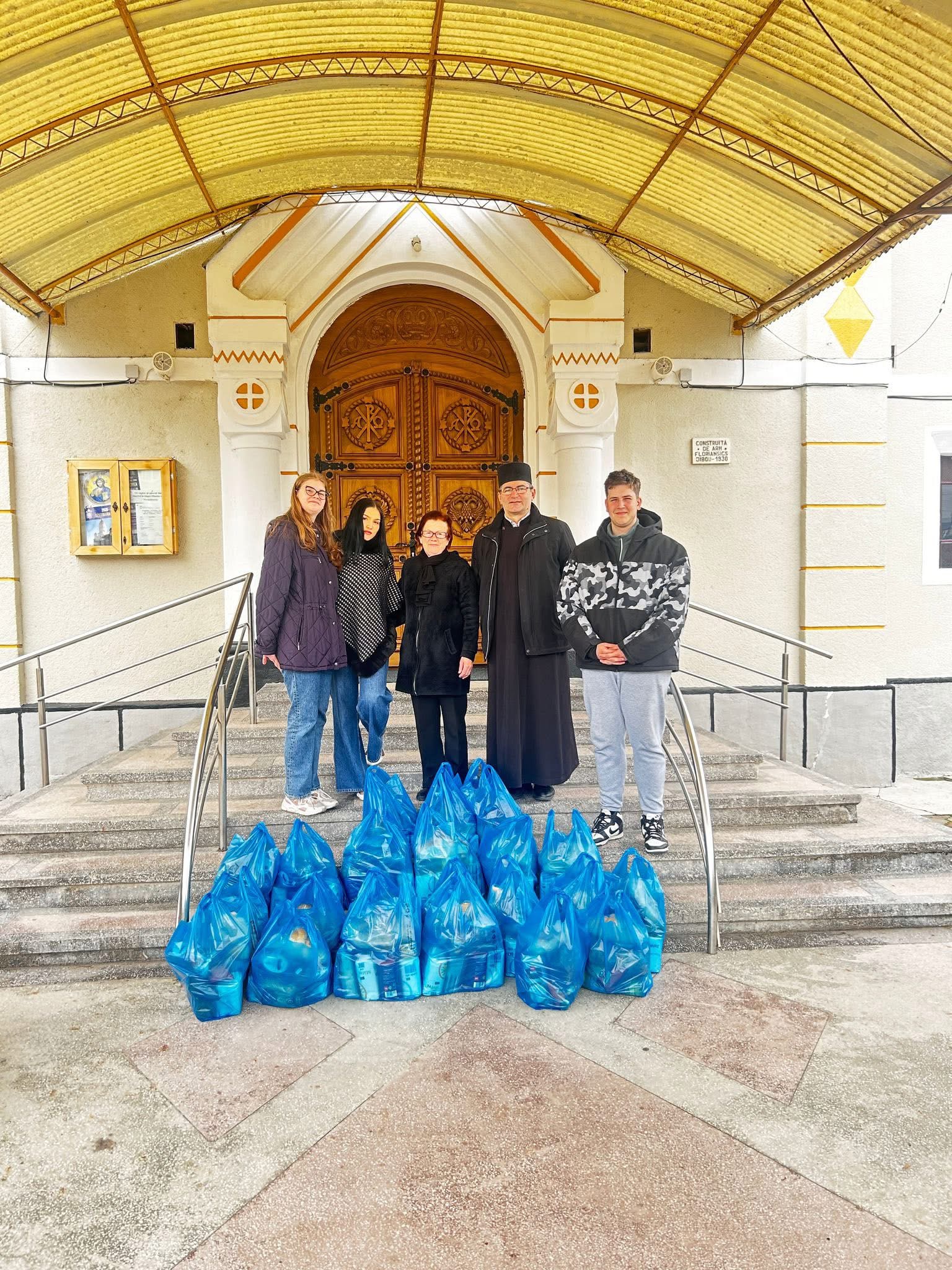 Tinerii din Jibou – o rază de lumină pentru cei nevoiași în prag de sărbătoare