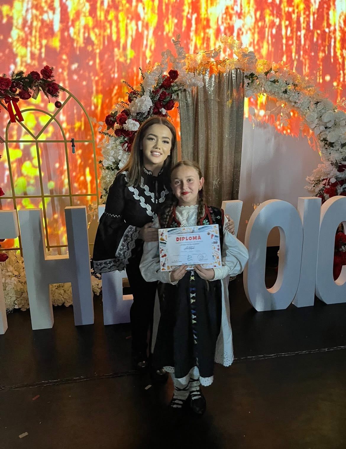 Jibouanii strălucesc pe scena națională! Elevii pregătiți de profesoara Georgiana Marinescu au cucerit trofee la Festivalul Național Concurs „Vreau să fiu vedetă”