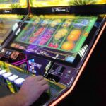 Seară de rugăciune și binecuvântare la Mănăstirea Strâmba